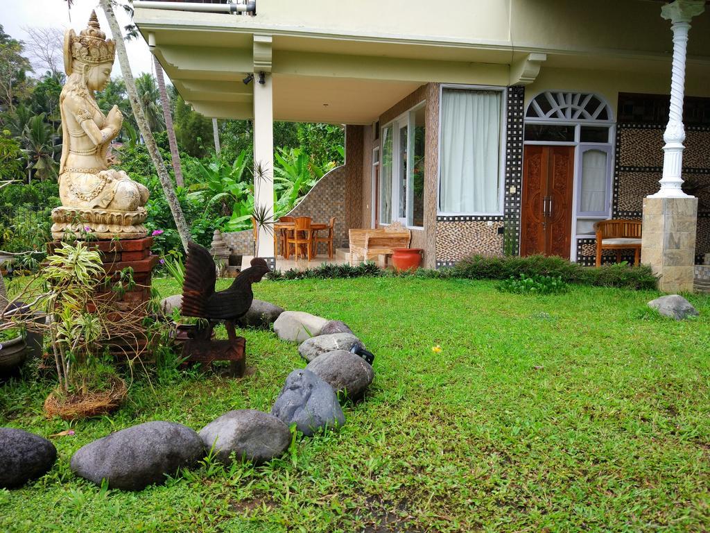 Tirta Asri Ubud Villa Bagian luar foto